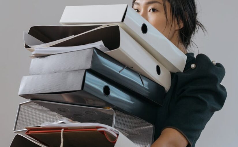 Kaip efektyviai organizuoti darbą su užduočių dėžute: 7 praktiniai patarimai Kauno verslui