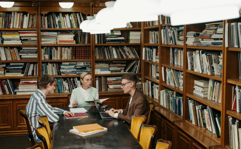 Kaip efektyviai sekti ir analizuoti Kauno miesto savivaldybės sprendimus: praktinis vadovas gyventojams ir verslininkams