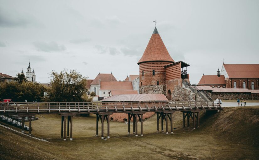 Kauno senamiestis po saulėlydžiu: vietos, kurias vietiniai žino, bet turistai praeina pro šalį